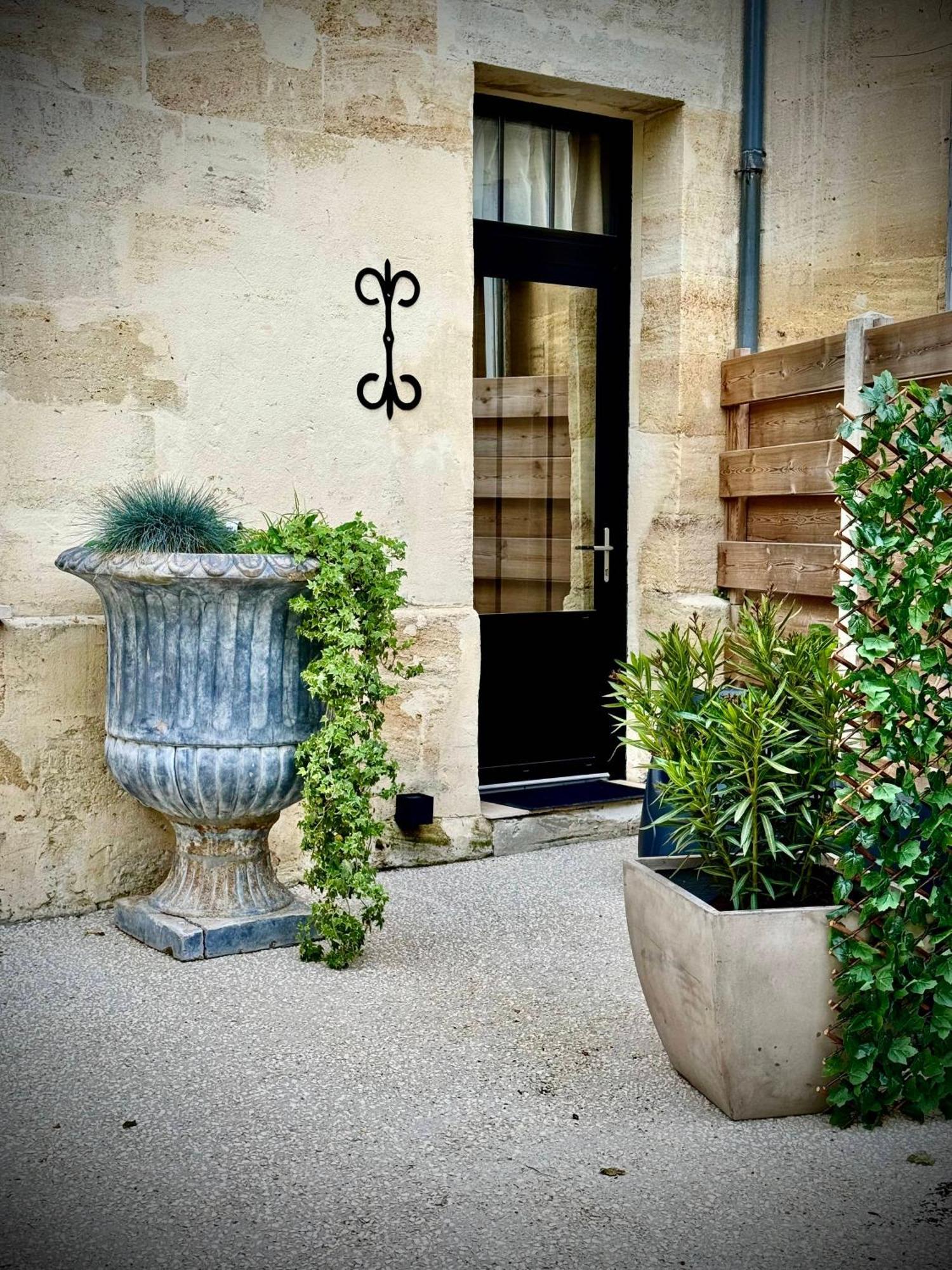 Love Room La Croix De Saint Andre Exterior foto